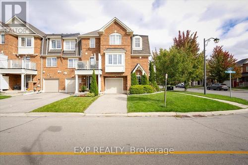 949 Hasselfeldt Heights, Milton, ON - Outdoor With Facade