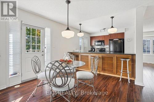 949 Hasselfeldt Heights, Milton, ON - Indoor Photo Showing Other Room