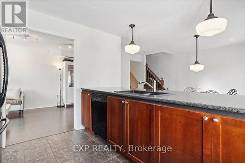 949 Hasselfeldt Heights, Milton, ON - Indoor Photo Showing Kitchen With Double Sink