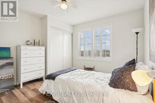 949 Hasselfeldt Heights, Milton, ON - Indoor Photo Showing Bedroom