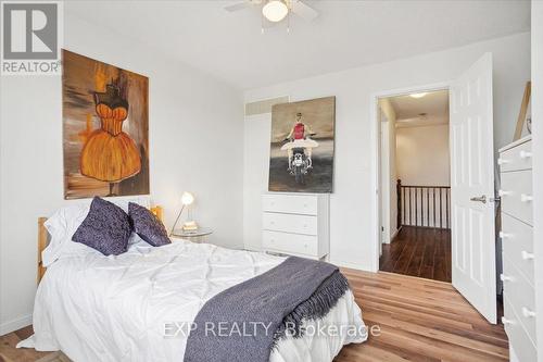 949 Hasselfeldt Heights, Milton, ON - Indoor Photo Showing Bedroom