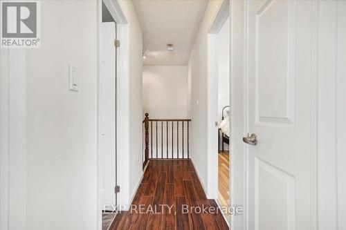 949 Hasselfeldt Heights, Milton, ON - Indoor Photo Showing Other Room