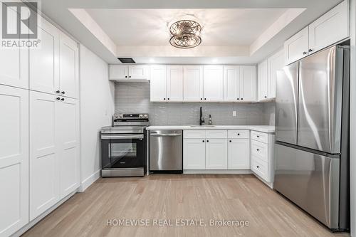 1204 - 90 Fisherville Road, Toronto, ON - Indoor Photo Showing Kitchen