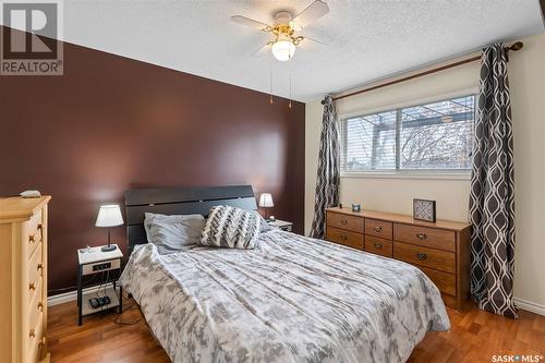 138 Devonshire Crescent, Saskatoon, SK - Indoor Photo Showing Bedroom