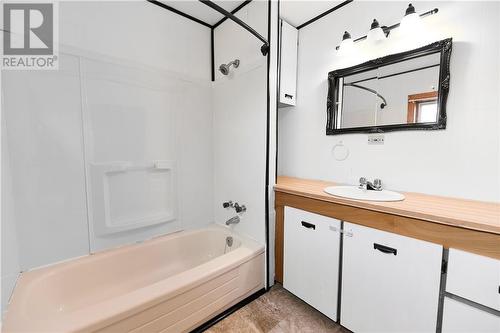 271 Secord Street, Espanola, ON - Indoor Photo Showing Bathroom