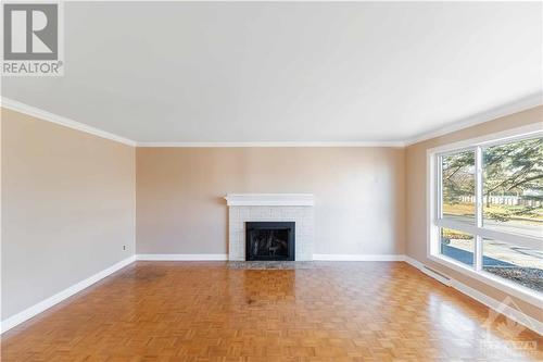 2543 Kaladar Avenue, Ottawa, ON - Indoor Photo Showing Living Room With Fireplace