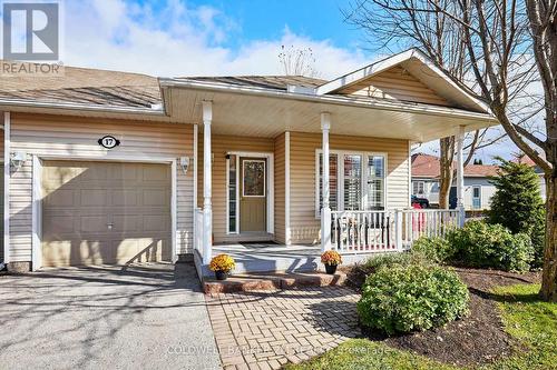 17 Garden Manor Place, Clarington (Newcastle), ON - Outdoor With Deck Patio Veranda