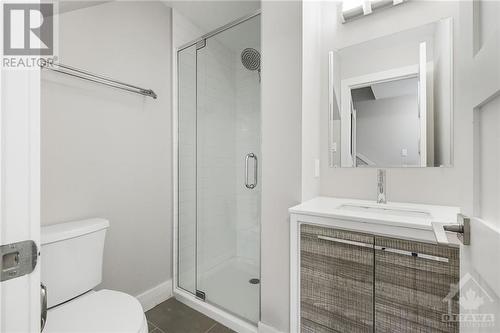 140 Springhurst Avenue Unit#8, Ottawa, ON - Indoor Photo Showing Bathroom