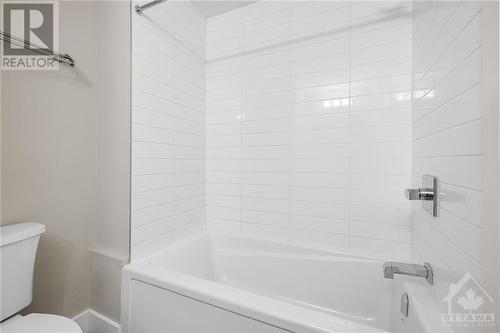 140 Springhurst Avenue Unit#8, Ottawa, ON - Indoor Photo Showing Bathroom