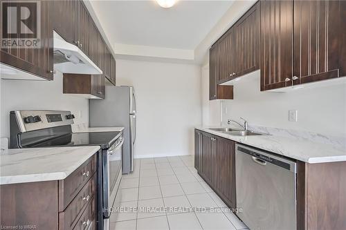 68 Palace Street, Thorold, ON - Indoor Photo Showing Kitchen With Double Sink