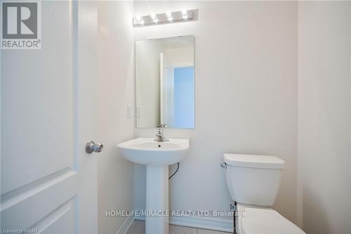 68 Palace Street, Thorold, ON - Indoor Photo Showing Bathroom