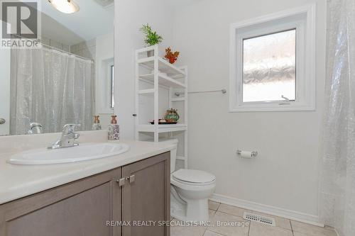 58 Oaktree Drive, Haldimand, ON - Indoor Photo Showing Bathroom