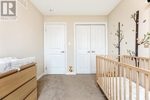 9B - 9 Guthrie Lane, Guelph/Eramosa, ON - Indoor Photo Showing Bedroom