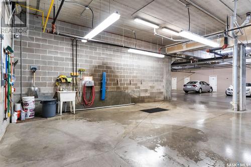 303 401 Cartwright Street, Saskatoon, SK - Indoor Photo Showing Garage