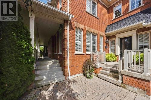 11 Mcbeth Place, Whitby (Brooklin), ON - Outdoor