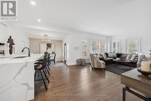 11 Mcbeth Place, Whitby (Brooklin), ON - Indoor Photo Showing Living Room