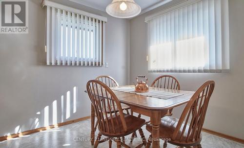 356 Fairlawn Street, Oshawa (Mclaughlin), ON - Indoor Photo Showing Dining Room