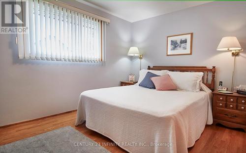 356 Fairlawn Street, Oshawa (Mclaughlin), ON - Indoor Photo Showing Bedroom