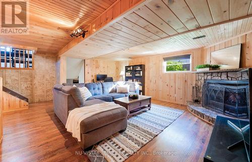 39 David Drive, St. Thomas, ON - Indoor Photo Showing Living Room With Fireplace