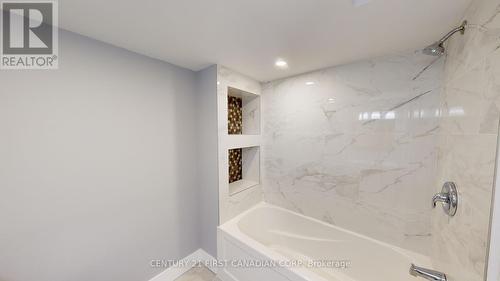 43 Carey Crescent, London, ON - Indoor Photo Showing Bathroom