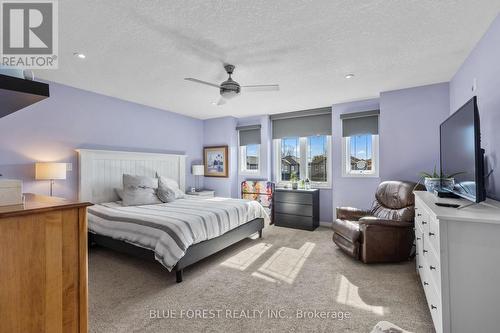 1884 Frederick Crescent, London, ON - Indoor Photo Showing Bedroom