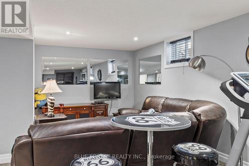 1884 Frederick Crescent, London, ON - Indoor