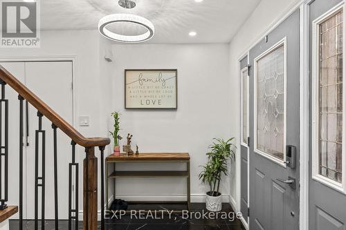 35 Pooles Road, Springwater, ON - Indoor Photo Showing Other Room