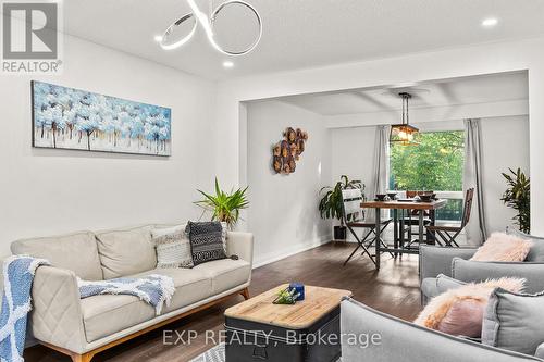 35 Pooles Road, Springwater, ON - Indoor Photo Showing Living Room