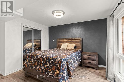 35 Pooles Road, Springwater, ON - Indoor Photo Showing Bedroom