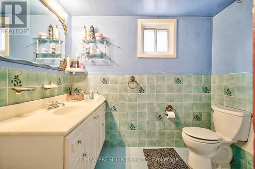 55 Maryhill Drive, Toronto, ON - Indoor Photo Showing Bathroom