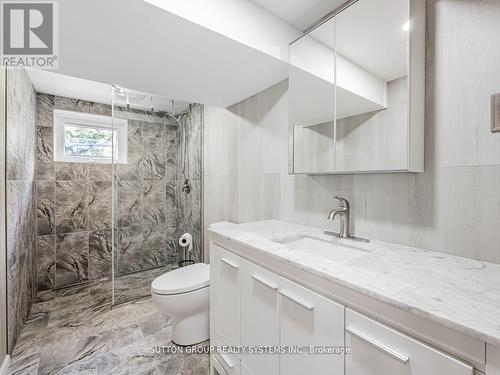 99 Mercury Road, Toronto, ON - Indoor Photo Showing Bathroom