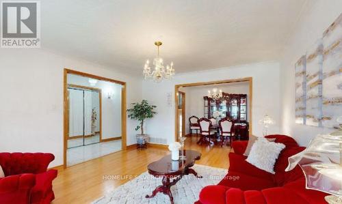 Main - 4271 Wilcox Road, Mississauga, ON - Indoor Photo Showing Living Room