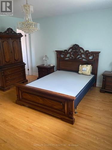 Main - 4271 Wilcox Road, Mississauga, ON - Indoor Photo Showing Bedroom