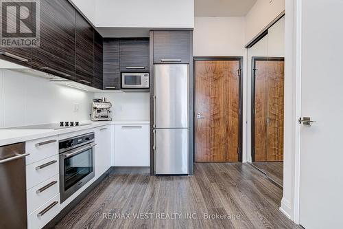 2108 - 36 Park Lawn Road, Toronto, ON - Indoor Photo Showing Kitchen With Stainless Steel Kitchen