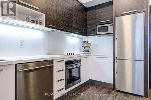 2108 - 36 Park Lawn Road, Toronto, ON - Indoor Photo Showing Kitchen With Stainless Steel Kitchen