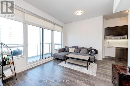 2108 - 36 Park Lawn Road, Toronto, ON - Indoor Photo Showing Living Room