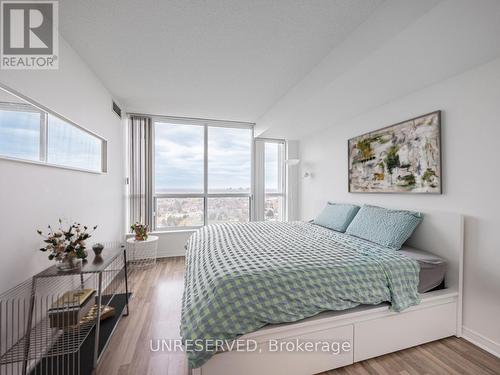 1805 - 4850 Glen Erin Drive, Mississauga, ON - Indoor Photo Showing Bedroom