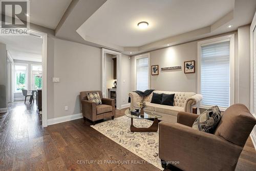 6 Legendary Circle, Brampton, ON - Indoor Photo Showing Living Room