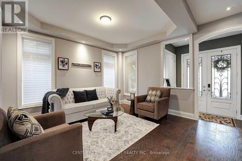 6 Legendary Circle, Brampton, ON - Indoor Photo Showing Living Room