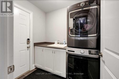 6 Legendary Circle, Brampton, ON - Indoor Photo Showing Laundry Room