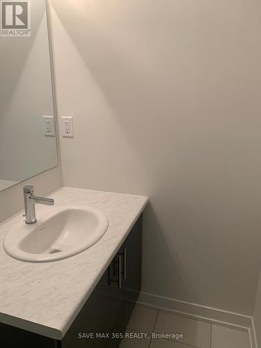 6 - 3425 Ridgeway Drive, Mississauga, ON - Indoor Photo Showing Bathroom