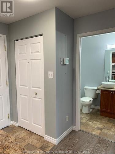 2650 Sandwich West Parkway Unit# 110, Lasalle, ON - Indoor Photo Showing Bathroom