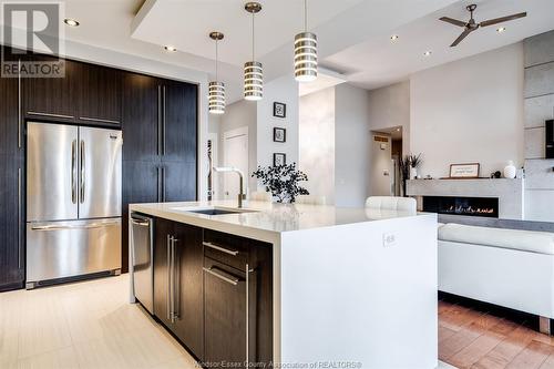 6 Mulberry Crescent, Kingsville, ON - Indoor Photo Showing Kitchen