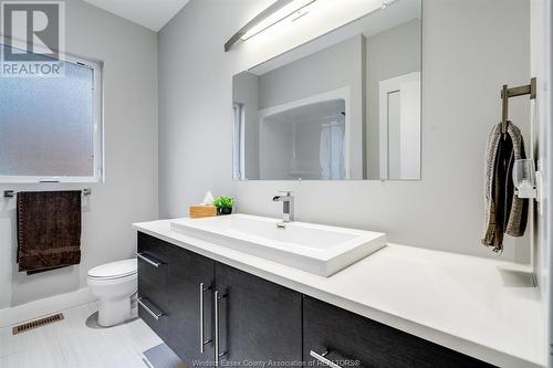 6 Mulberry Crescent, Kingsville, ON - Indoor Photo Showing Bathroom