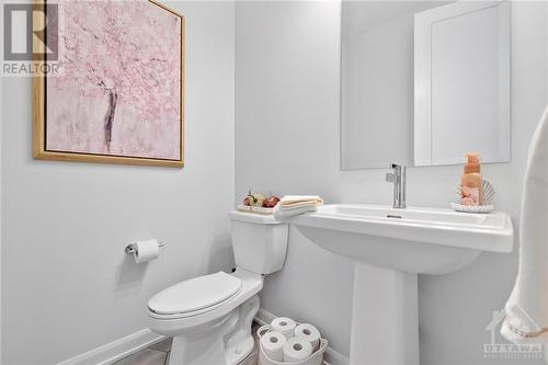 240 Skipper Drive, Ottawa, ON - Indoor Photo Showing Bathroom