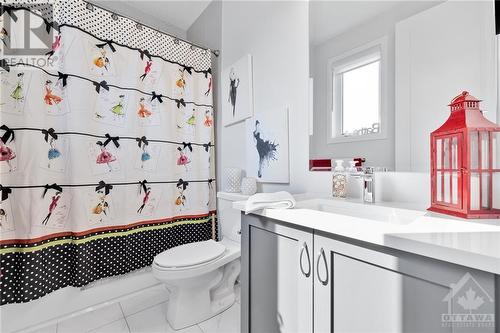 240 Skipper Drive, Ottawa, ON - Indoor Photo Showing Bathroom