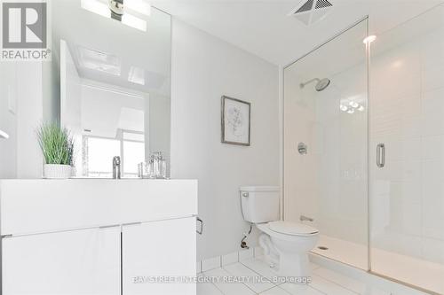 655 - 151 Dan Leckie Way, Toronto, ON - Indoor Photo Showing Bathroom