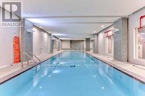 415 - 75 Norman Bethune Avenue, Richmond Hill, ON - Indoor Photo Showing Other Room With In Ground Pool