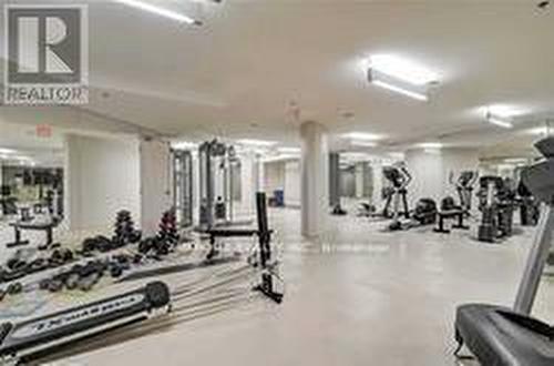 415 - 75 Norman Bethune Avenue, Richmond Hill, ON - Indoor Photo Showing Gym Room