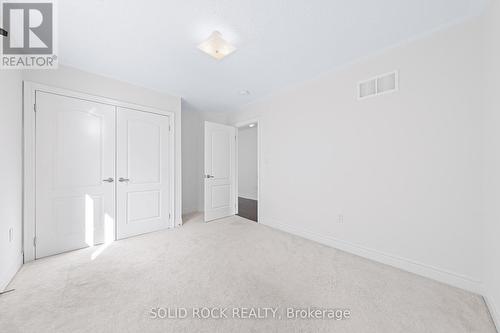 122 Mcdonnell Crescent, Bradford West Gwillimbury, ON - Indoor Photo Showing Other Room